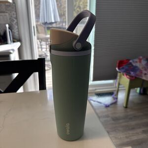 OWALA 30OZ FREE SIP STAINLESS STEEL WATER BOTTLE LIGHT GREEN NEW
